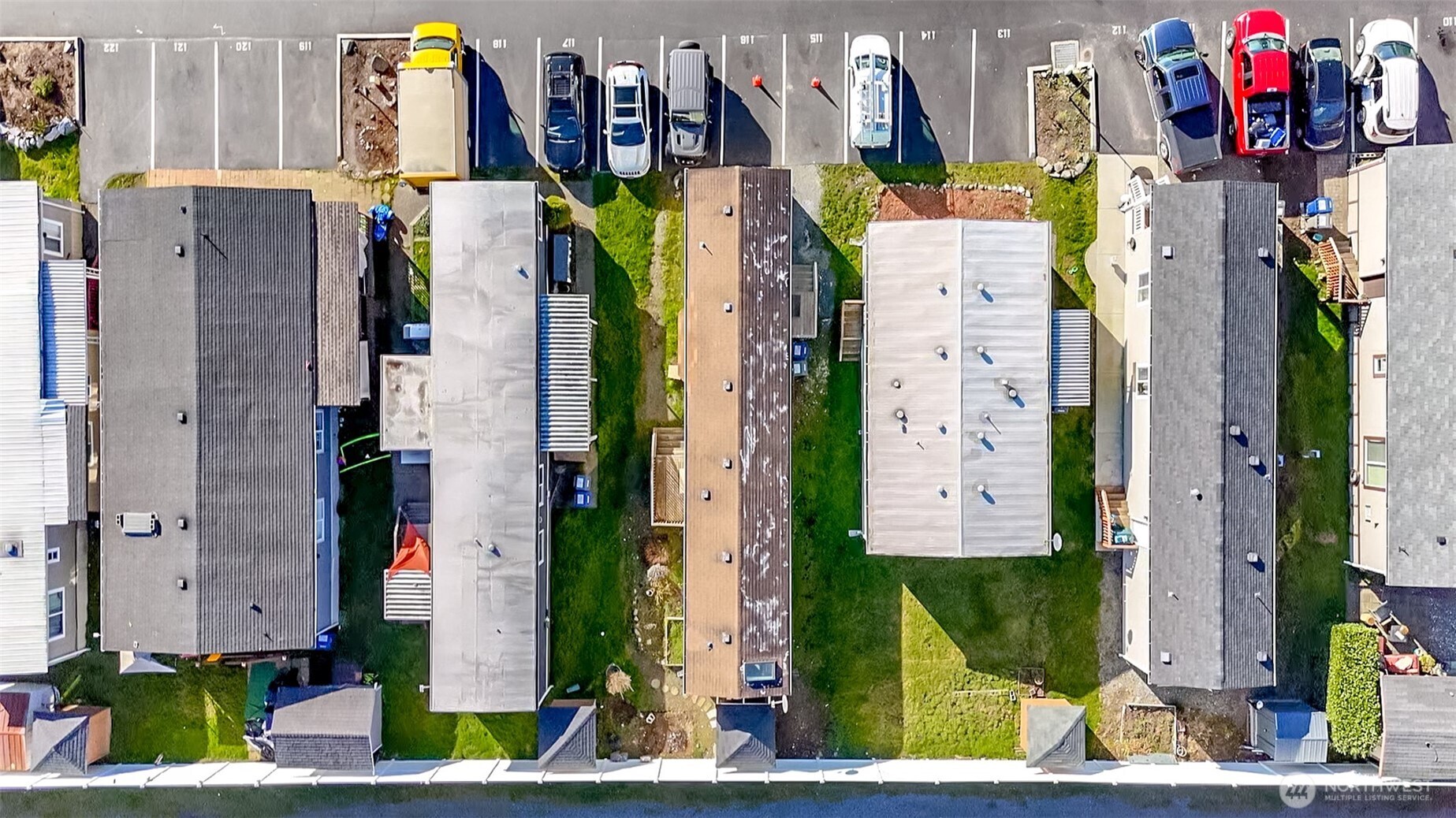 210 37th St SE #8, Auburn, WA 98002