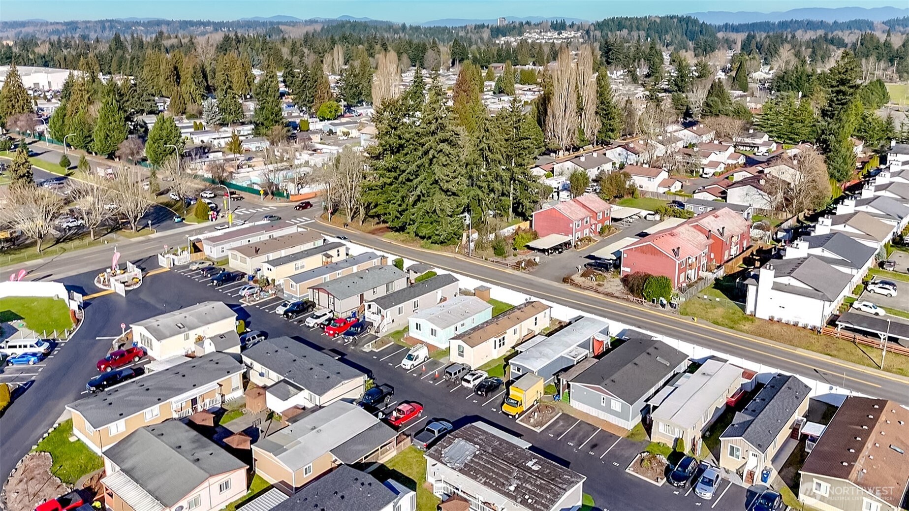 210 37th St SE #8, Auburn, WA 98002