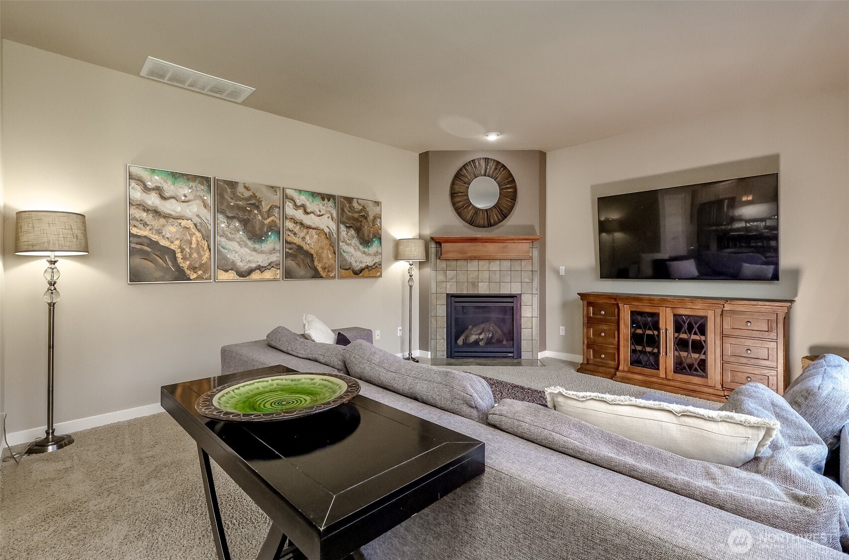 2711 NE Noll Valley Loop , Poulsbo, WA 98370