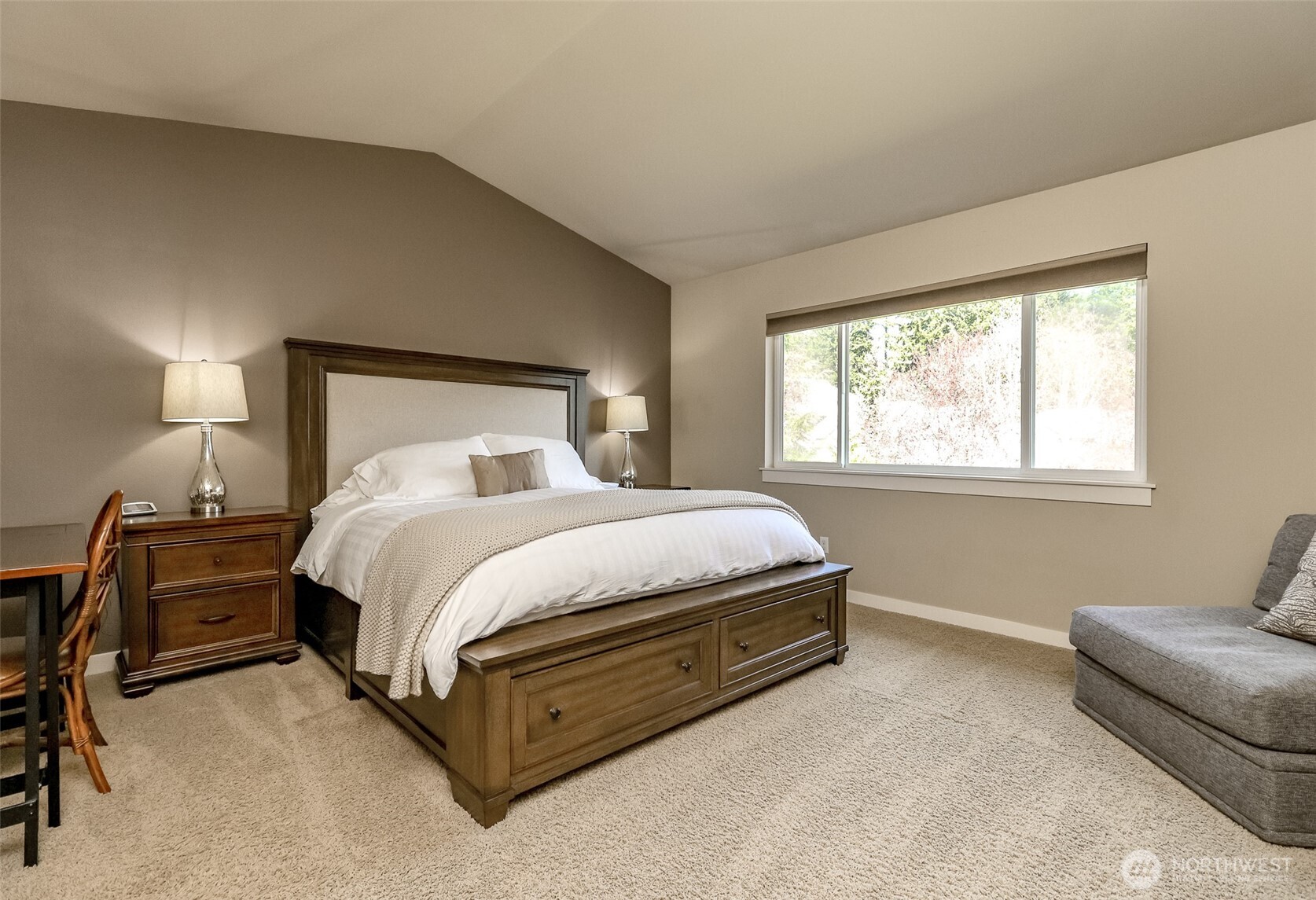 2711 NE Noll Valley Loop , Poulsbo, WA 98370