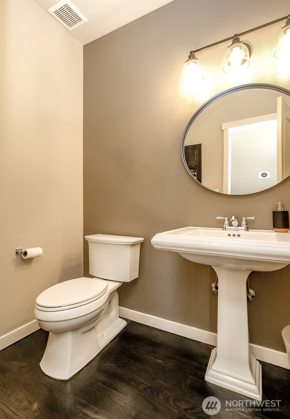 2711 NE Noll Valley Loop , Poulsbo, WA 98370