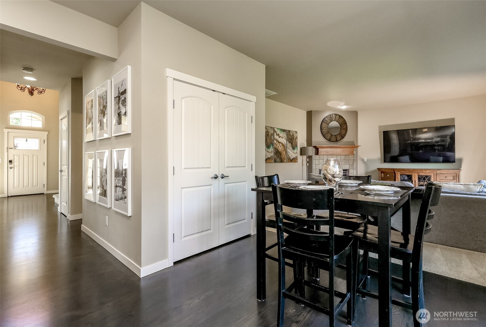 2711 NE Noll Valley Loop , Poulsbo, WA 98370