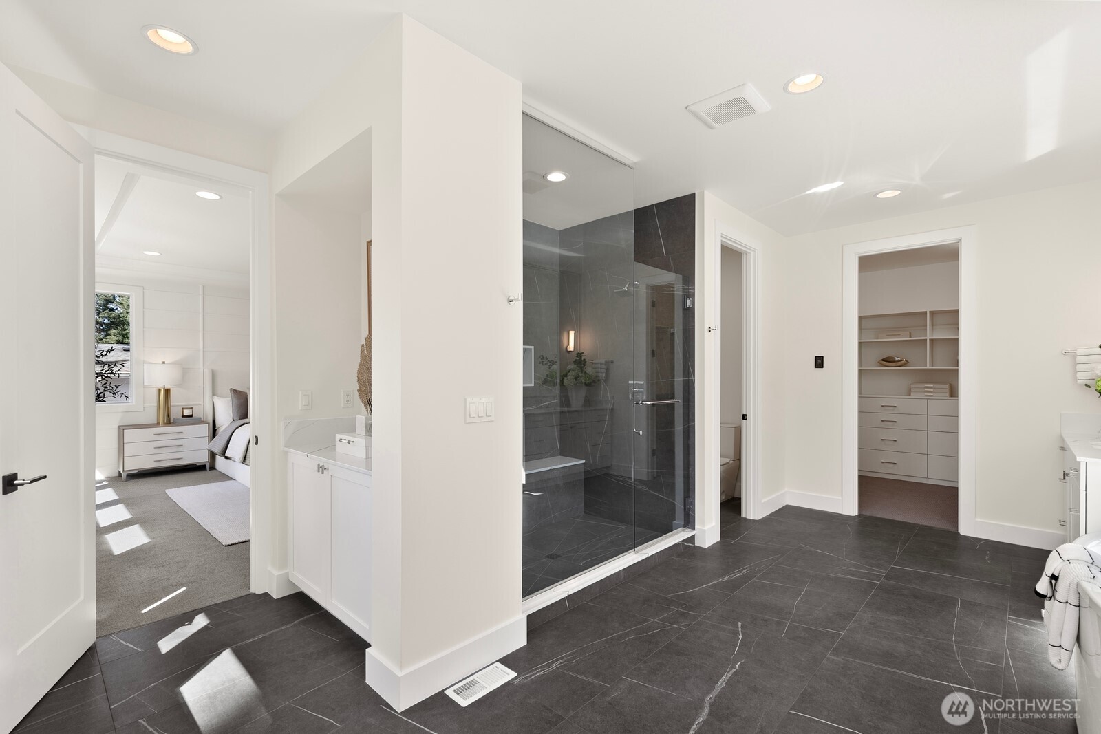 15045 SE 45th Place , Bellevue, WA 98006