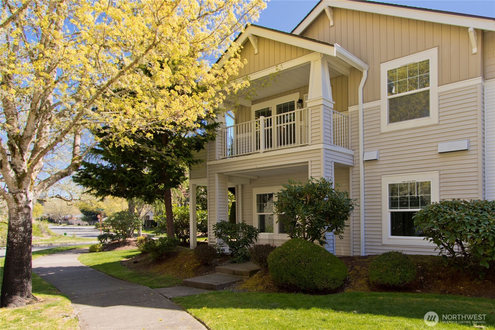 1920 Spencer Court #B13, Dupont, WA 98327