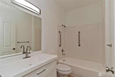 1920 Spencer Court #B13, Dupont, WA 98327 - Photo 24