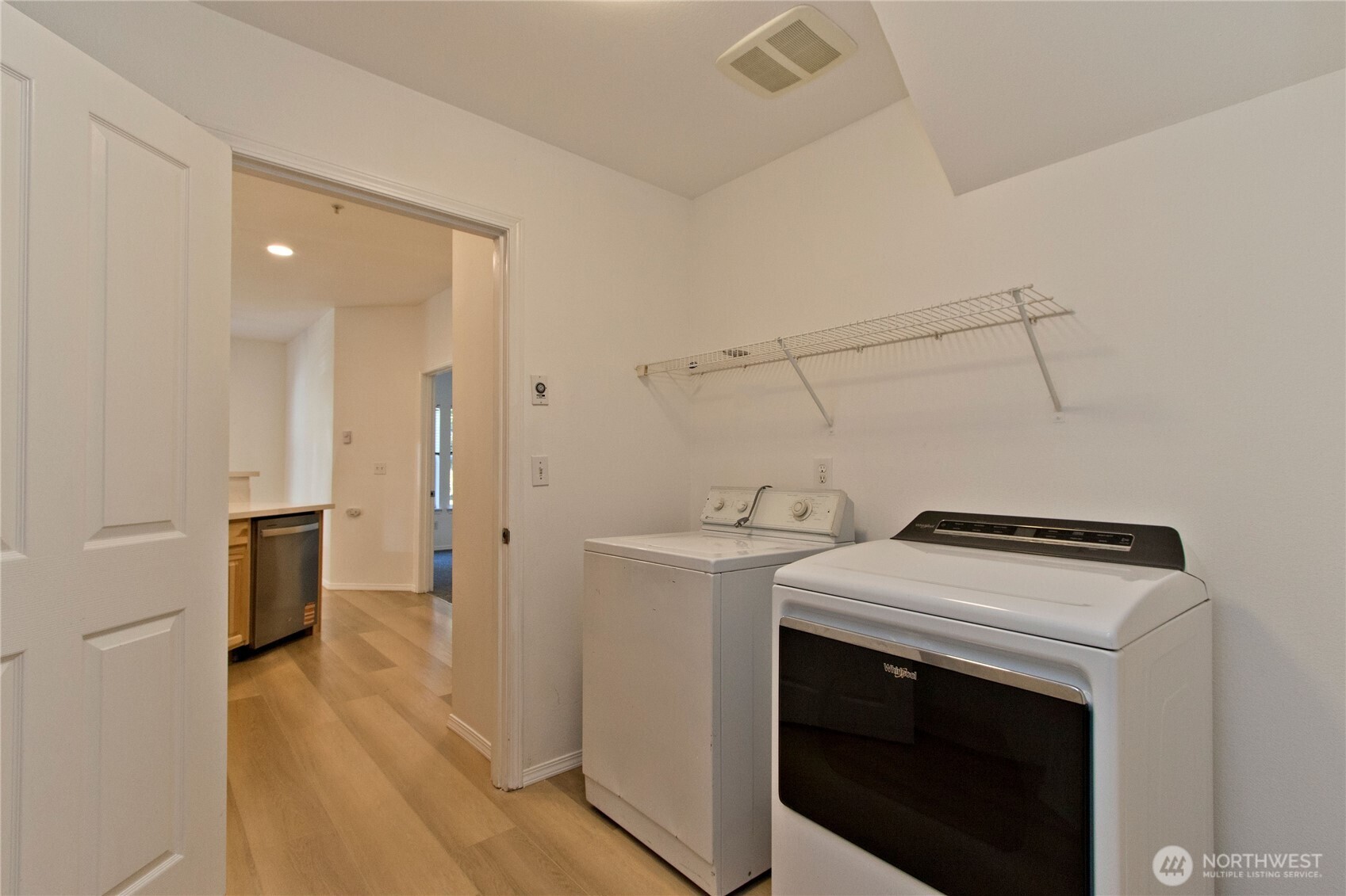 1920 Spencer Court #B13, Dupont, WA 98327