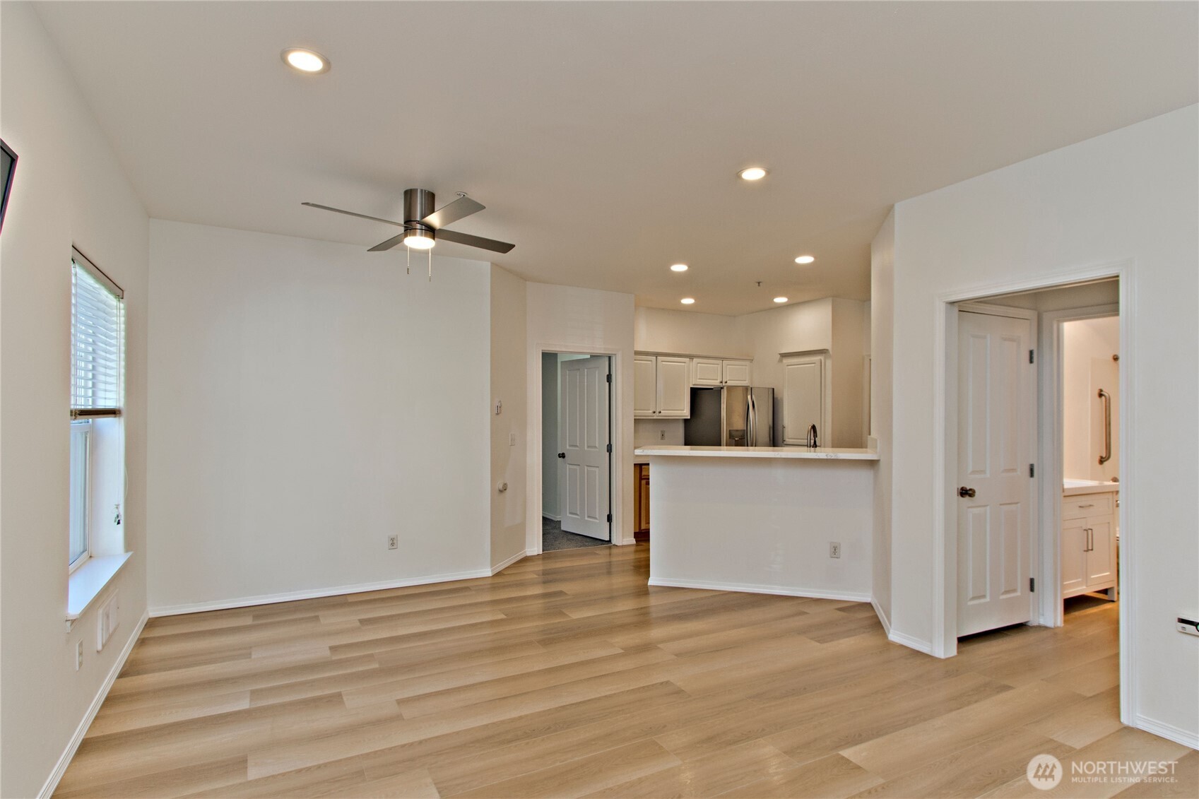1920 Spencer Court #B13, Dupont, WA 98327