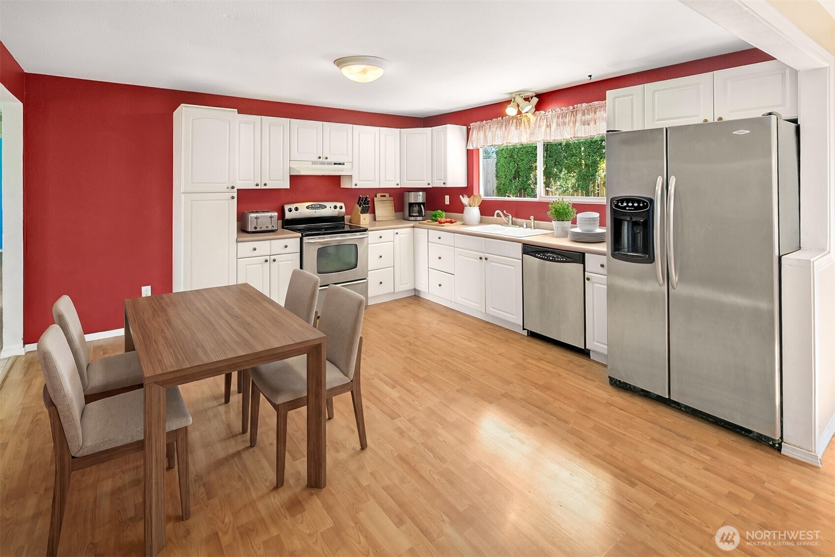 12319 415 Avenue SE, North Bend, WA 98045