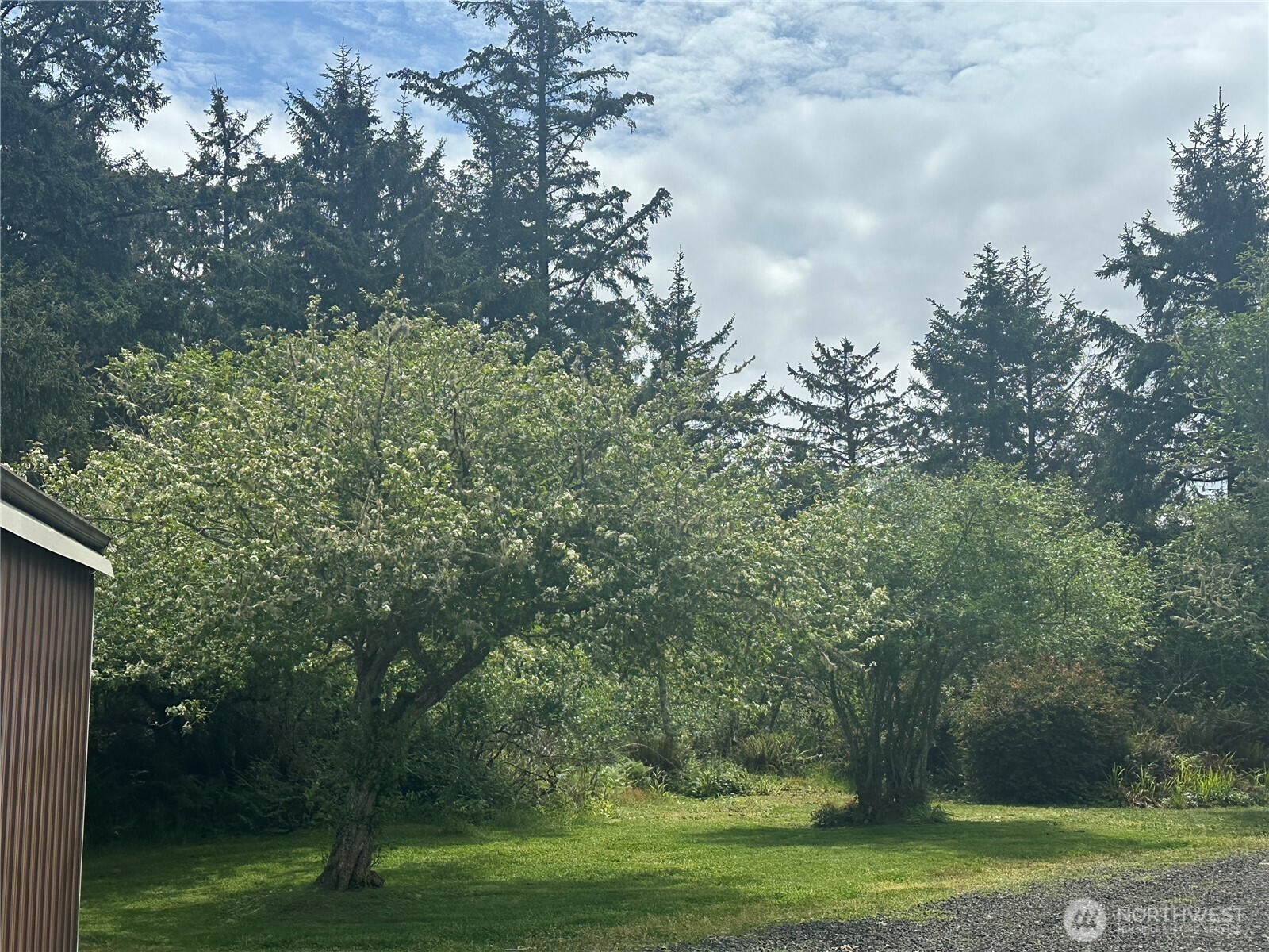 3756 State Route 105 , Tokeland, WA 98590