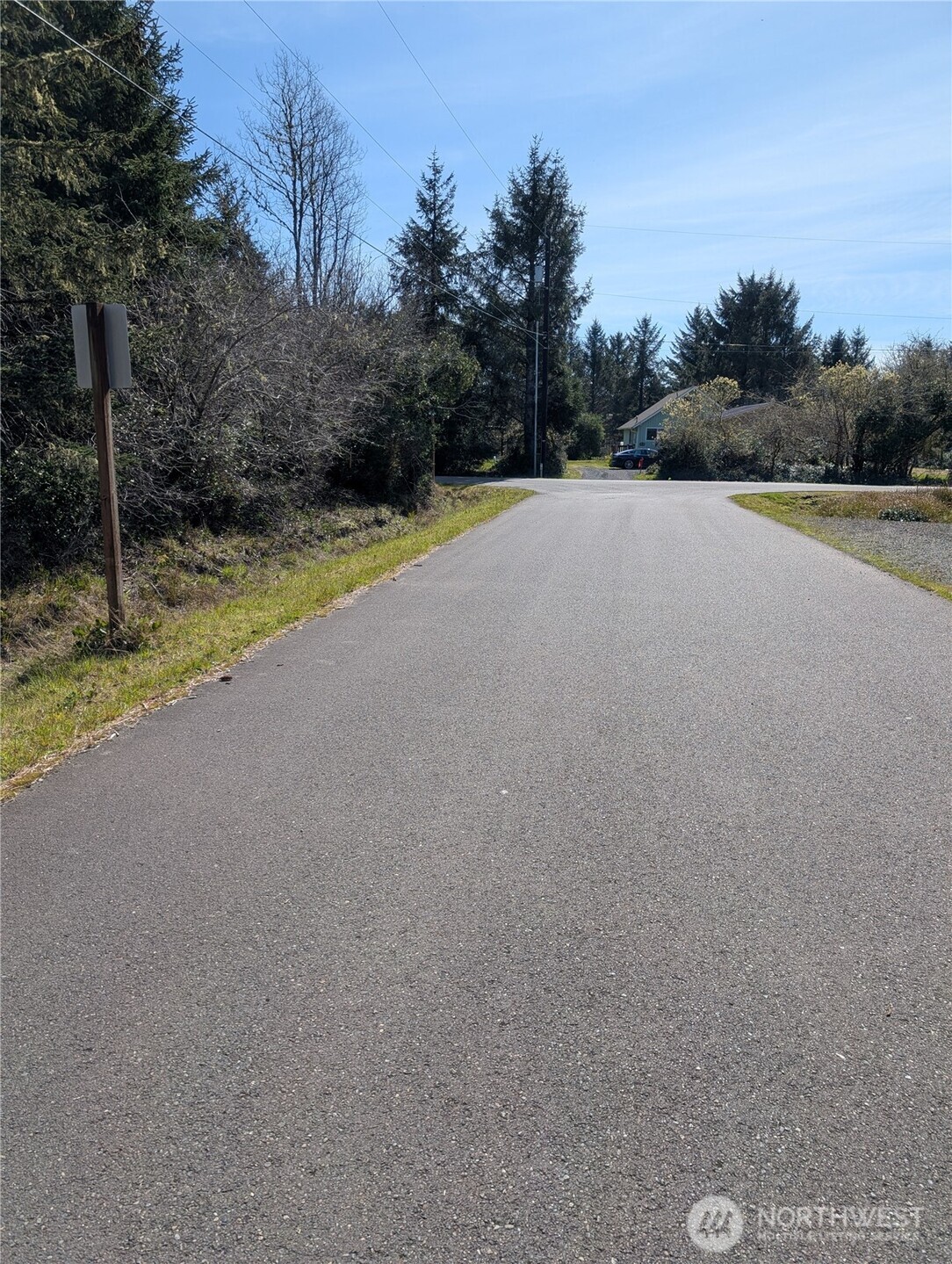 133 Cloquallum Street SE, Ocean Shores, WA 98569