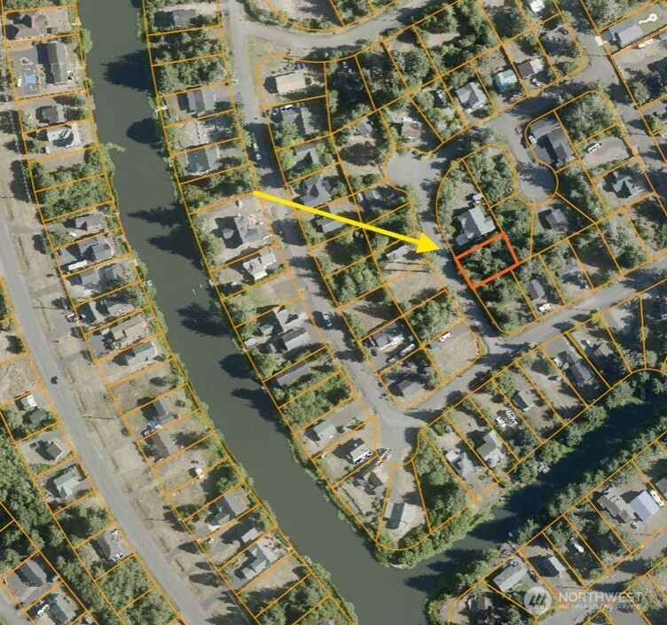 133 Cloquallum Street SE, Ocean Shores, WA 98569