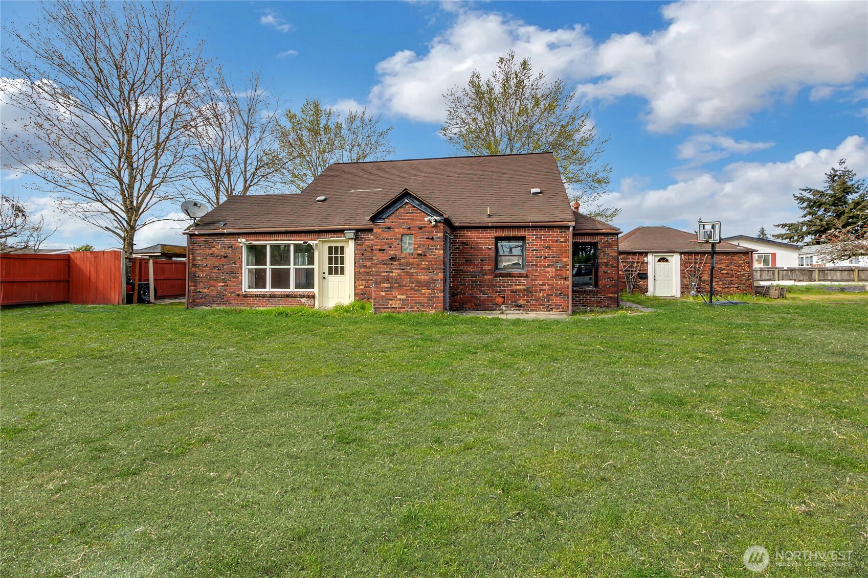 3207 83rd Street S, Lakewood, WA 98499-5068