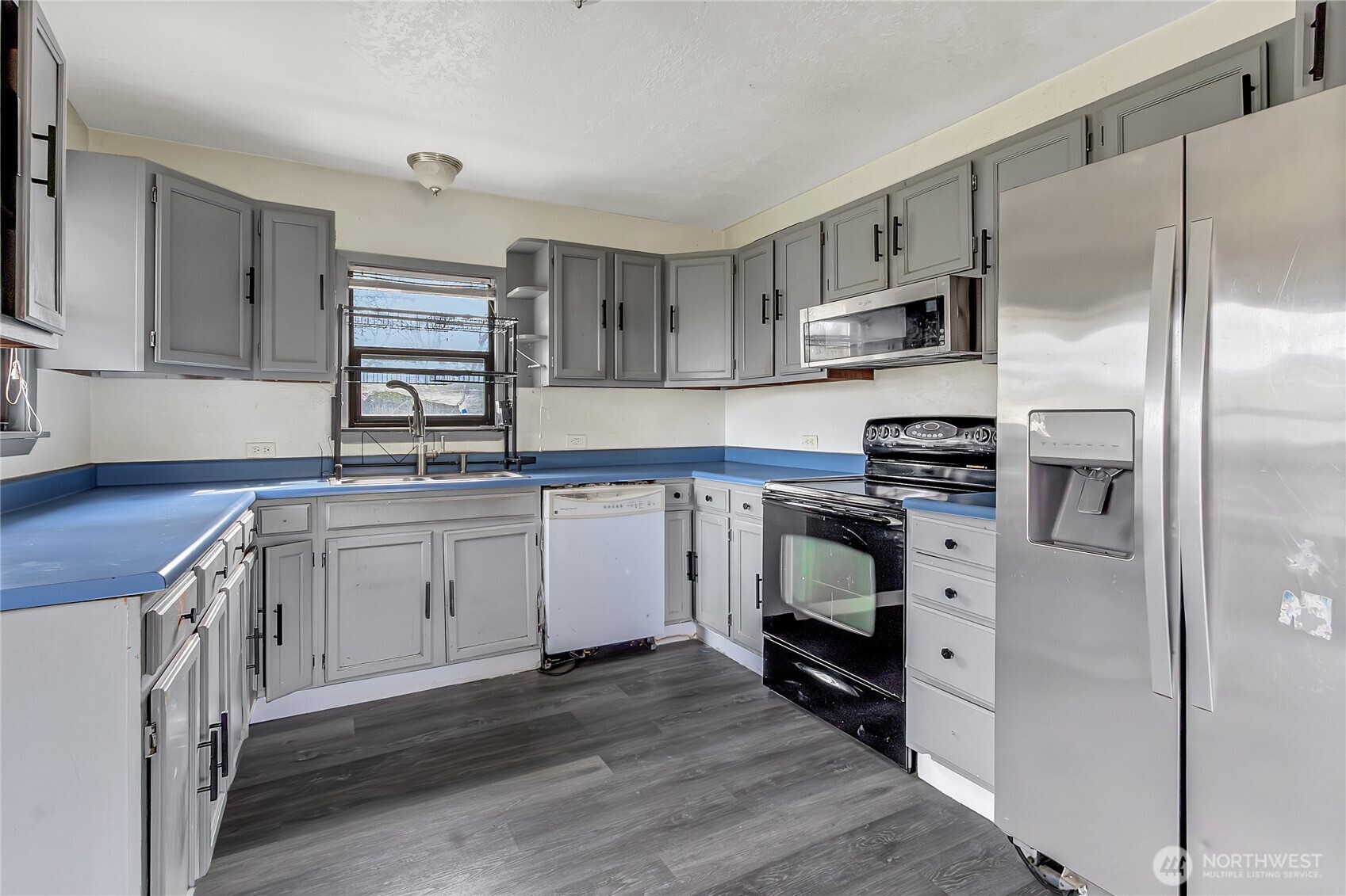 3207 83rd Street S, Lakewood, WA 98499-5068