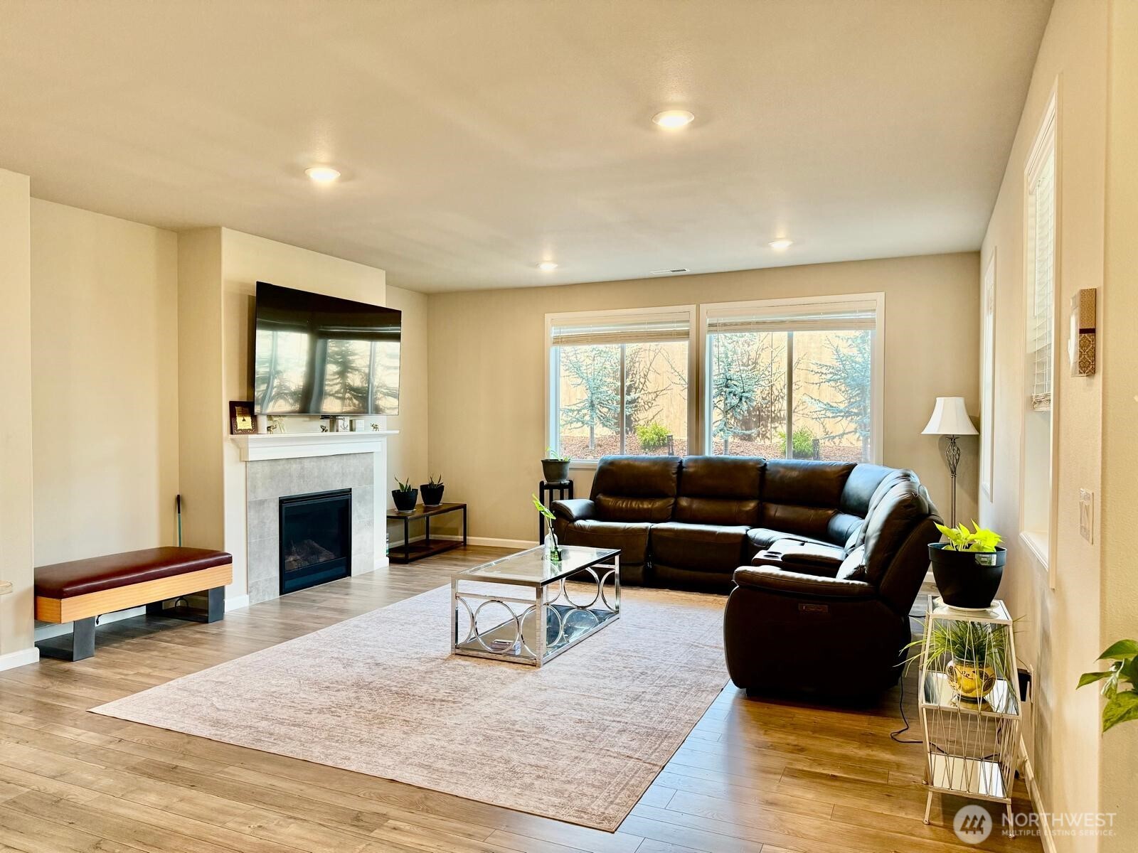 12911 Emerld Ridge Boulevard E, Puyallup, WA 98374