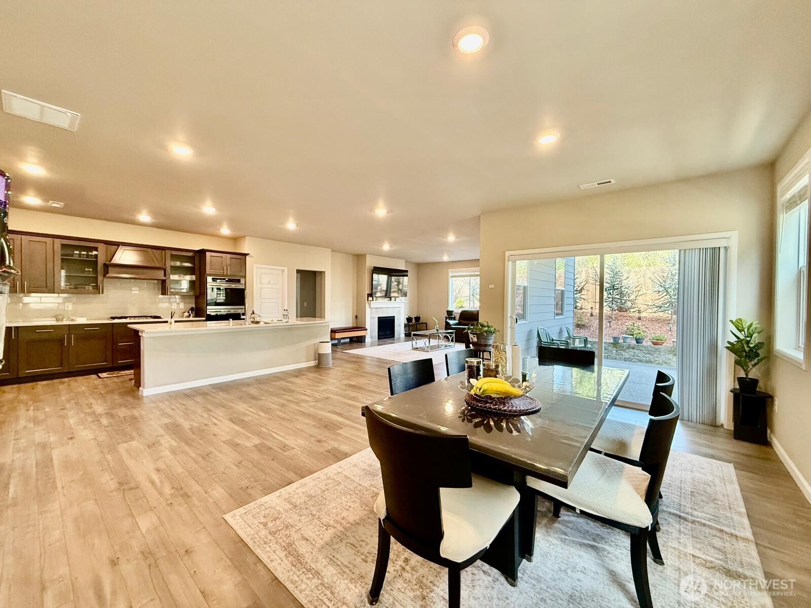 12911 Emerld Ridge Boulevard E, Puyallup, WA 98374