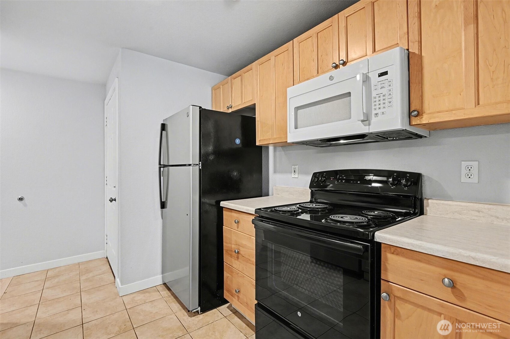20030 66th Place W #2A, Lynnwood, WA 98036
