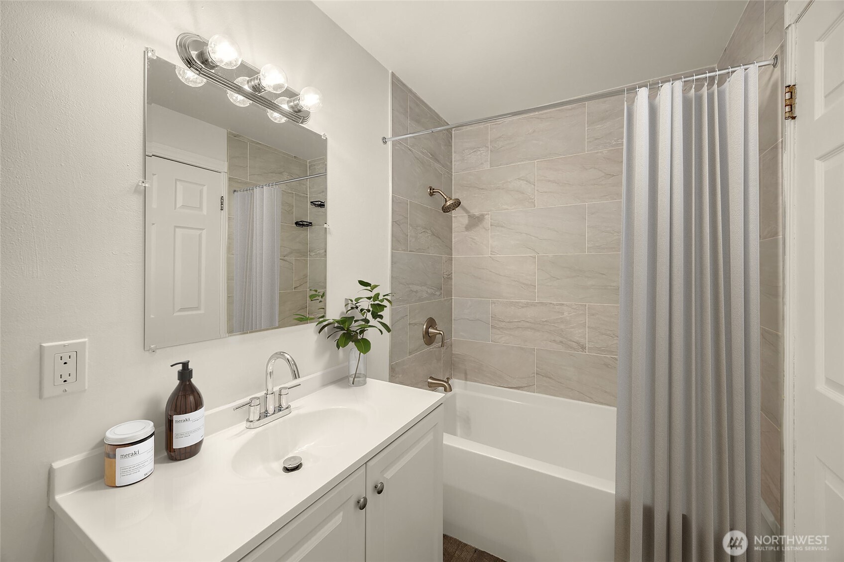 12211 SE 59th Street #61, Bellevue, WA 98006