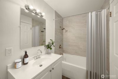 12211 SE 59th Street #61, Bellevue, WA 98006 - Photo 16