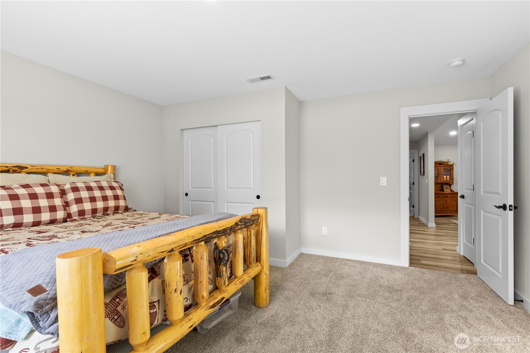 971 Old Cedars Road , Cle Elum, WA 98922