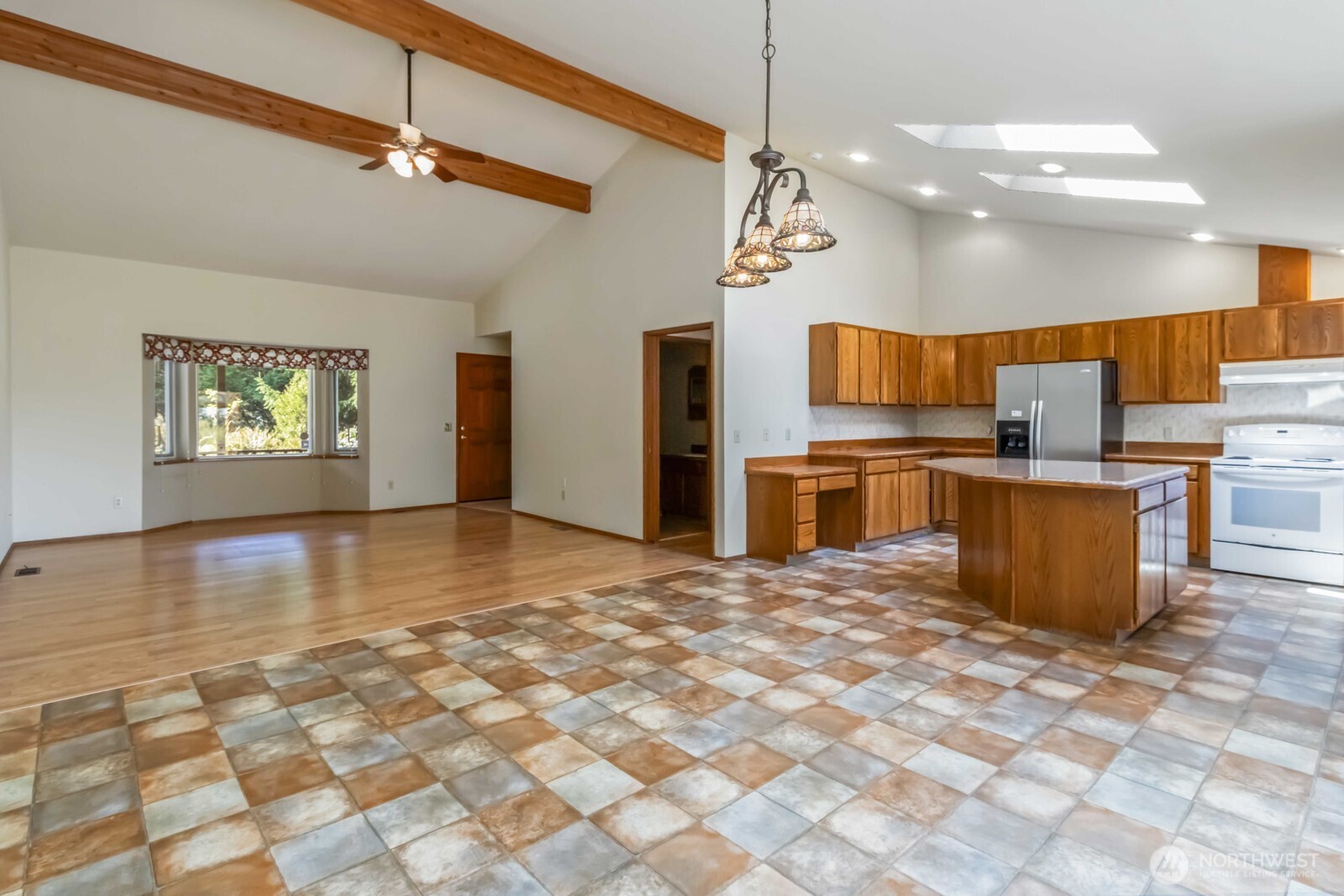 207 Tillicum Drive , Chehalis, WA 98532