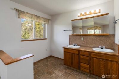 207 Tillicum Drive , Chehalis, WA 98532 - Photo 32