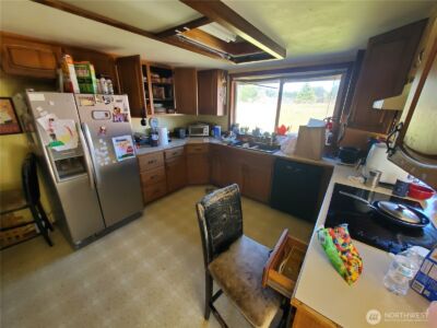 4924 165th Lane SW, Rochester, WA 98579 - Photo 3