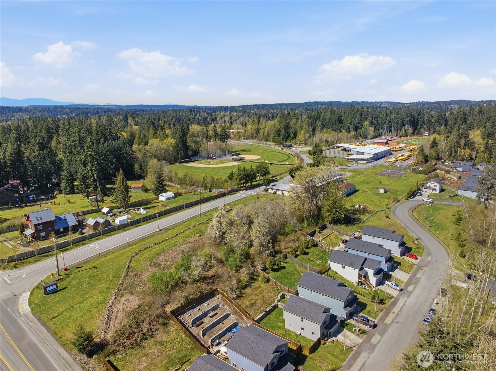25681 NE School House Place , Kingston, WA 98346
