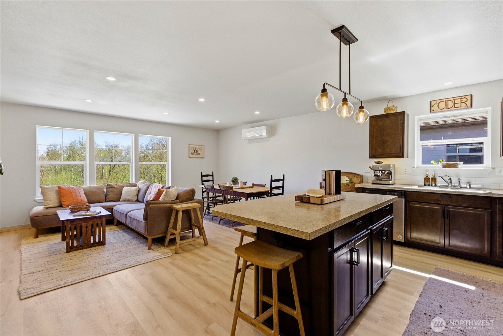 25681 NE School House Place , Kingston, WA 98346