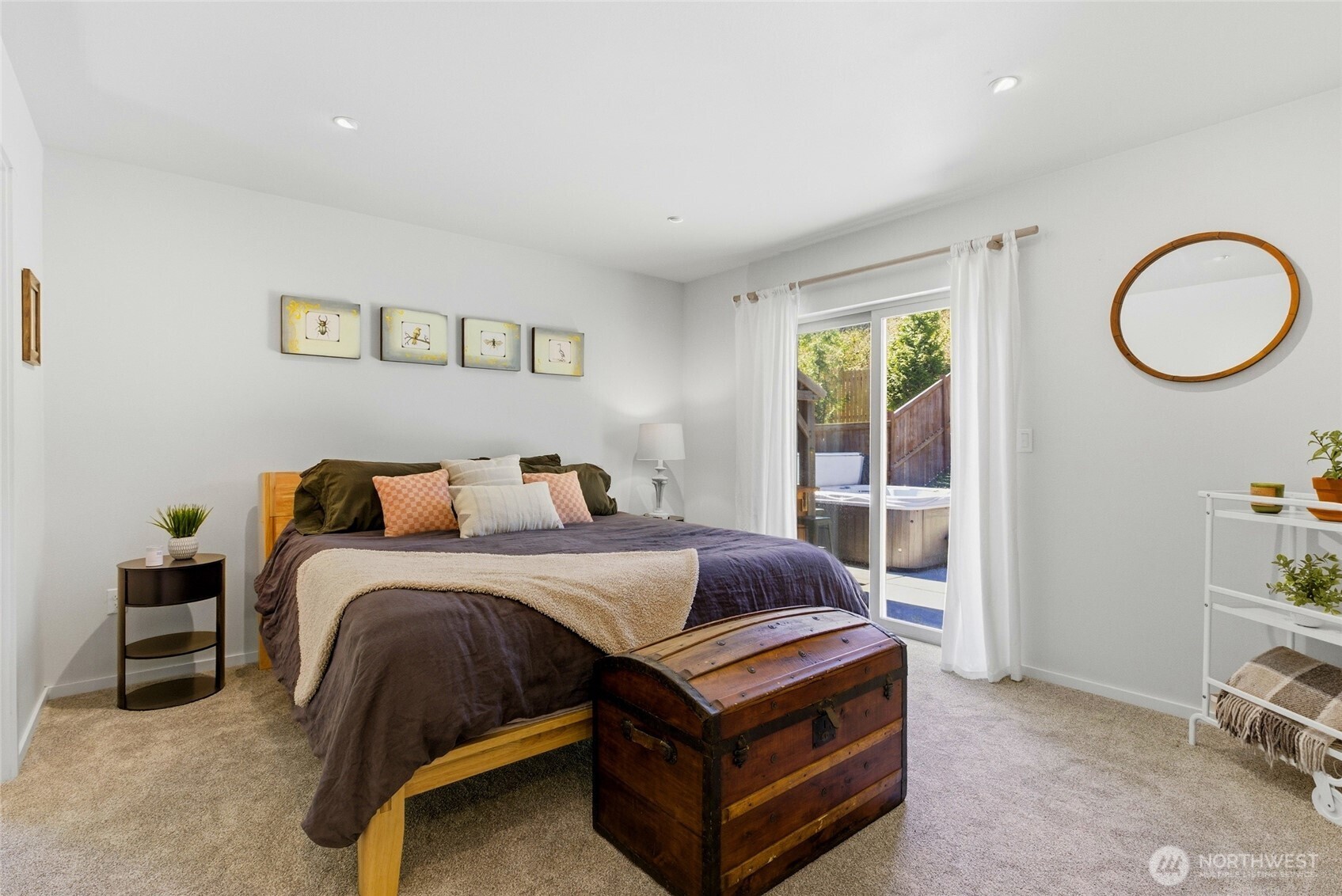 25681 NE School House Place , Kingston, WA 98346