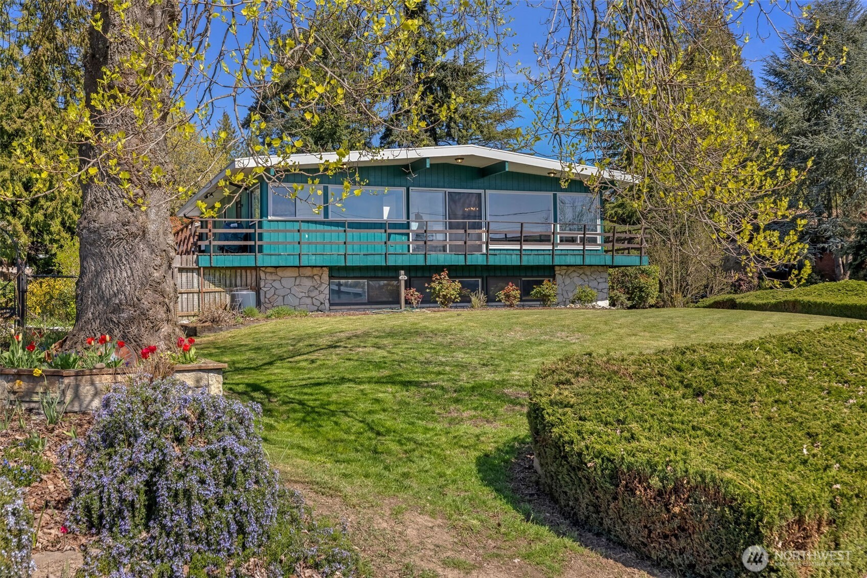 19237 35th Avenue S, SeaTac, WA 98188
