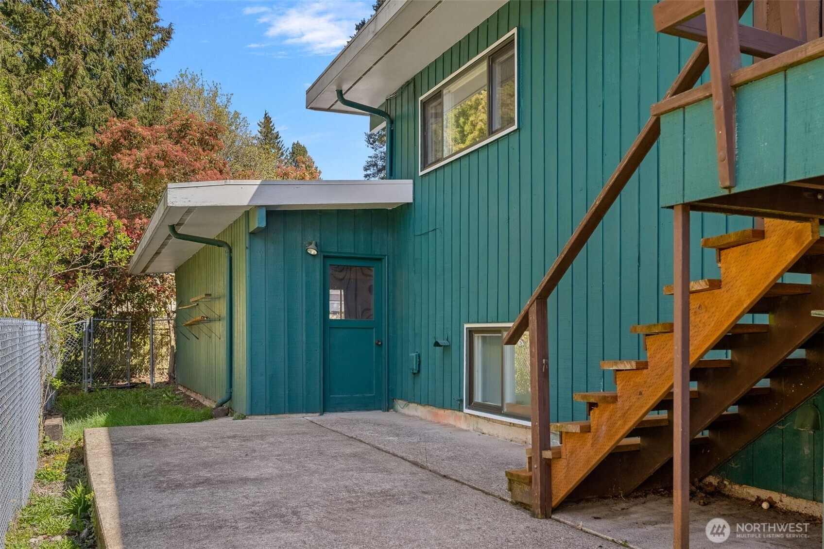 19237 35th Avenue S, SeaTac, WA 98188