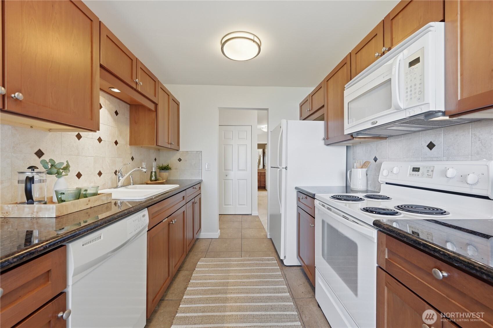 1101 Harbor Avenue SW #3C, Seattle, WA 98116