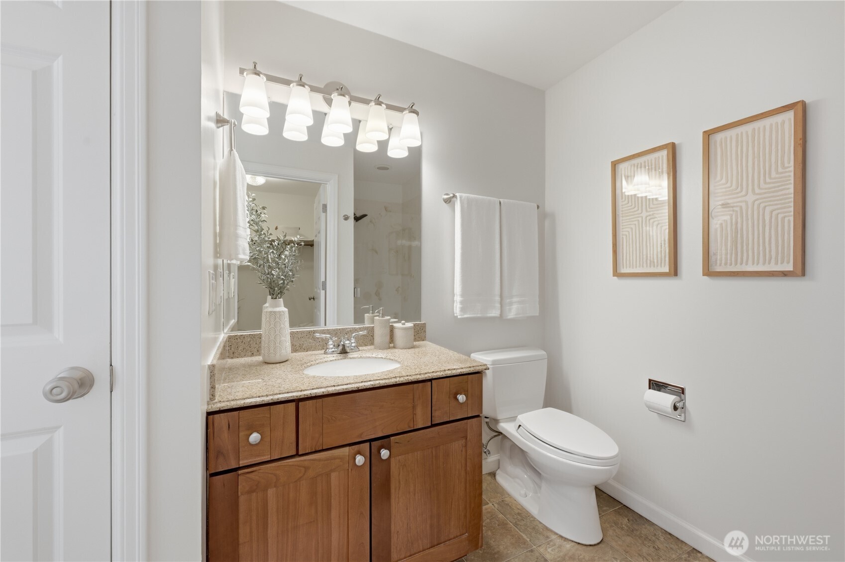 1101 Harbor Avenue SW #3C, Seattle, WA 98116