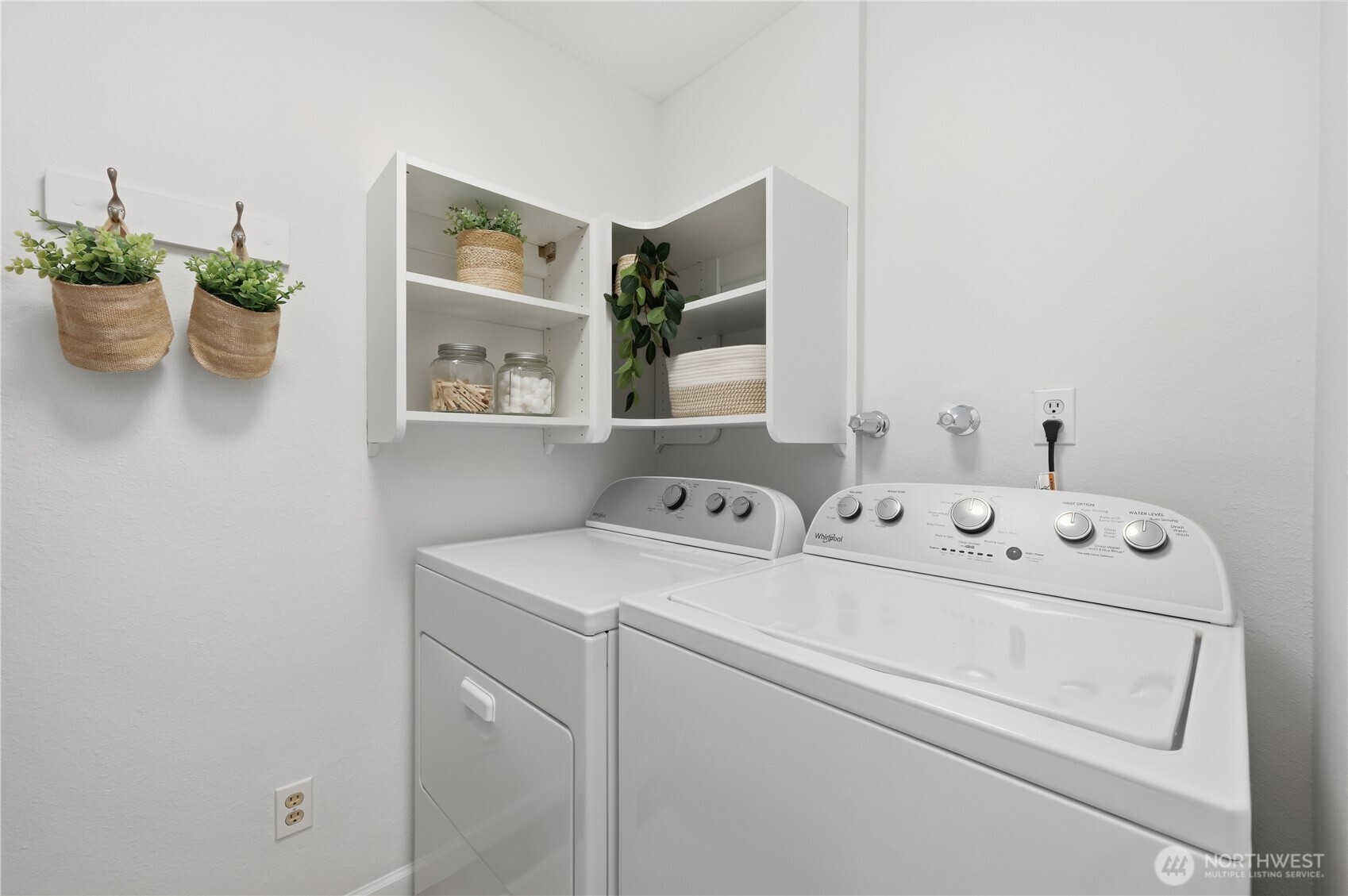1101 Harbor Avenue SW #3C, Seattle, WA 98116