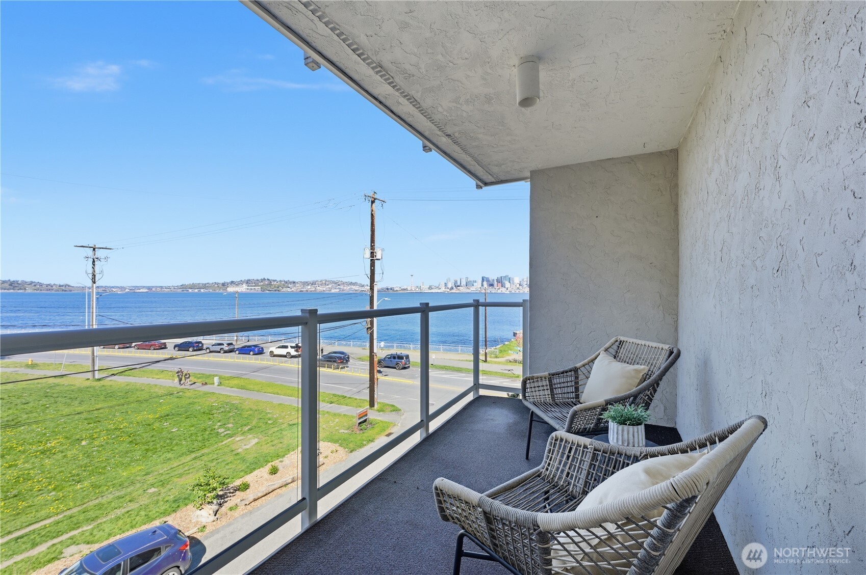 1101 Harbor Avenue SW #3C, Seattle, WA 98116