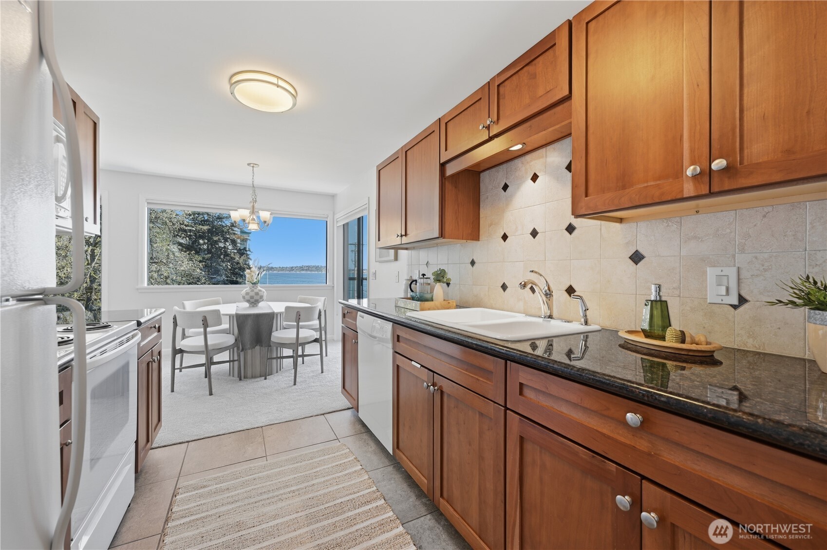 1101 Harbor Avenue SW #3C, Seattle, WA 98116