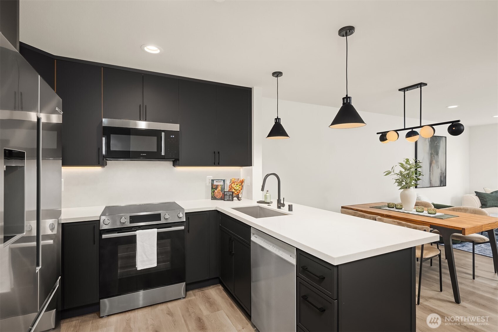 12001 Des Moines Memorial Drive S #B, Burien, WA 98168