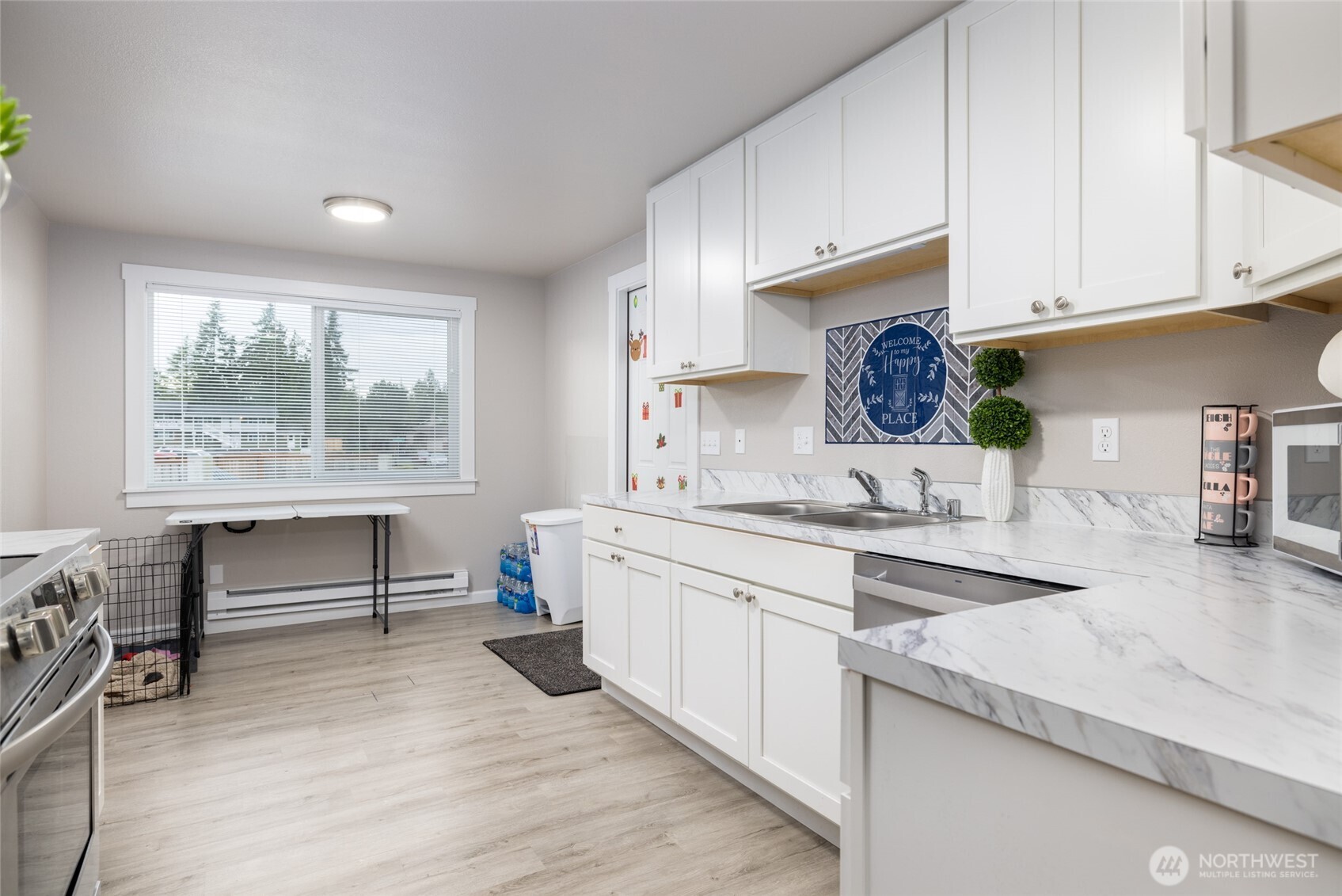 401 Stanford Drive , Mount Vernon, WA 98273