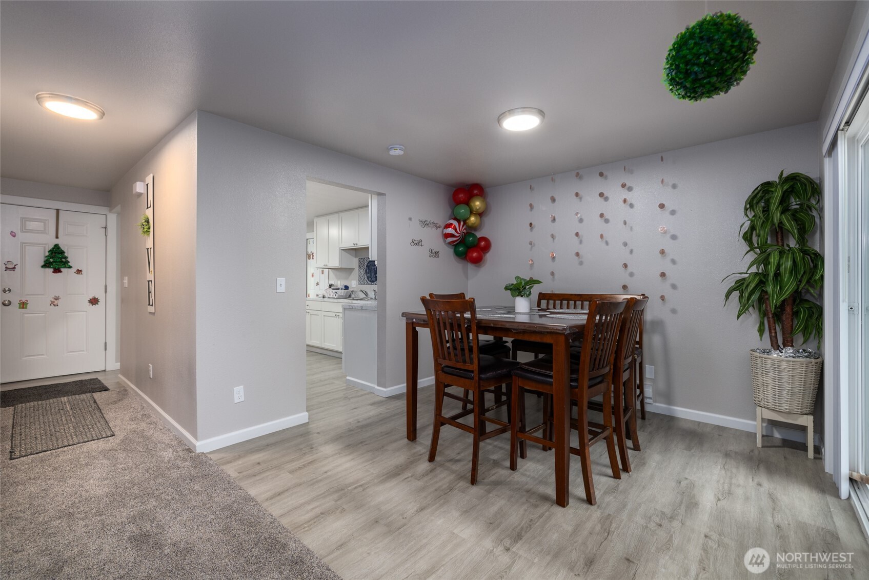 401 Stanford Drive , Mount Vernon, WA 98273