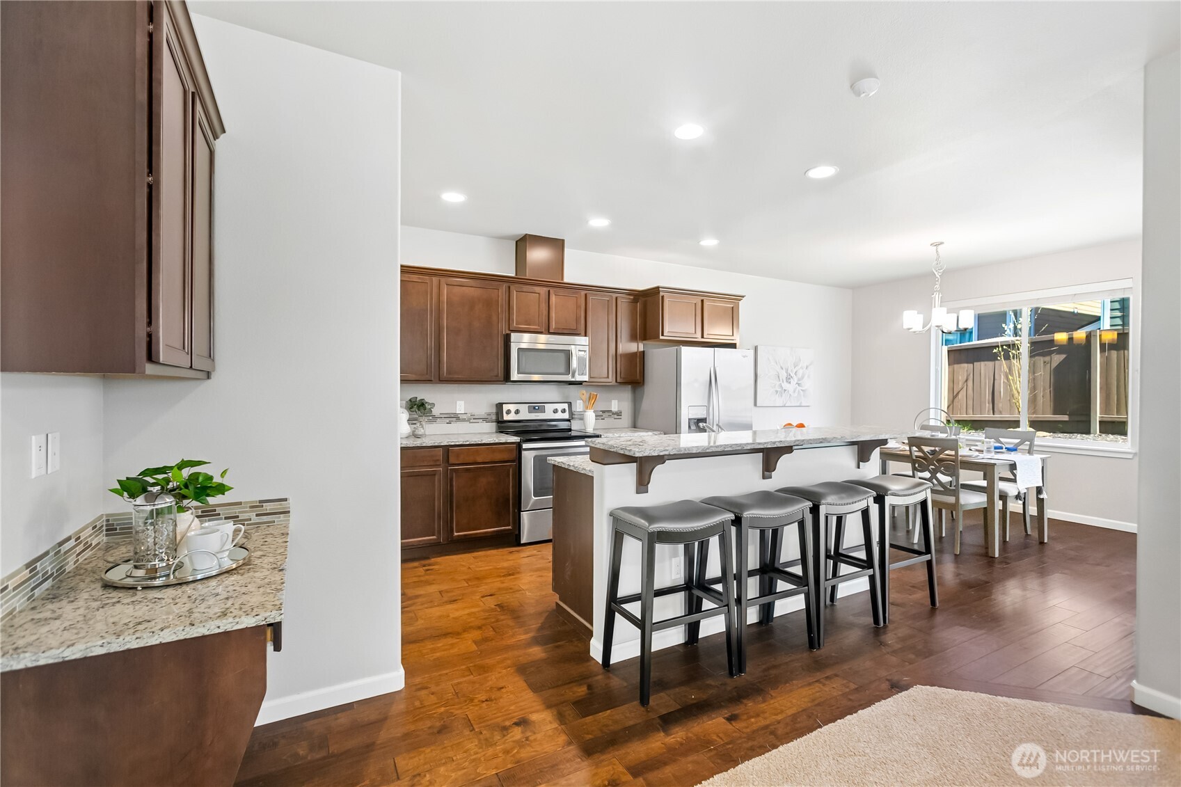 3824 Discovery Avenue SW, Bremerton, WA 98312