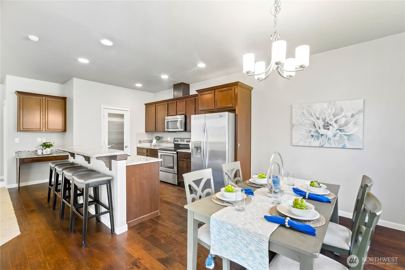 3824 Discovery Avenue SW, Bremerton, WA 98312
