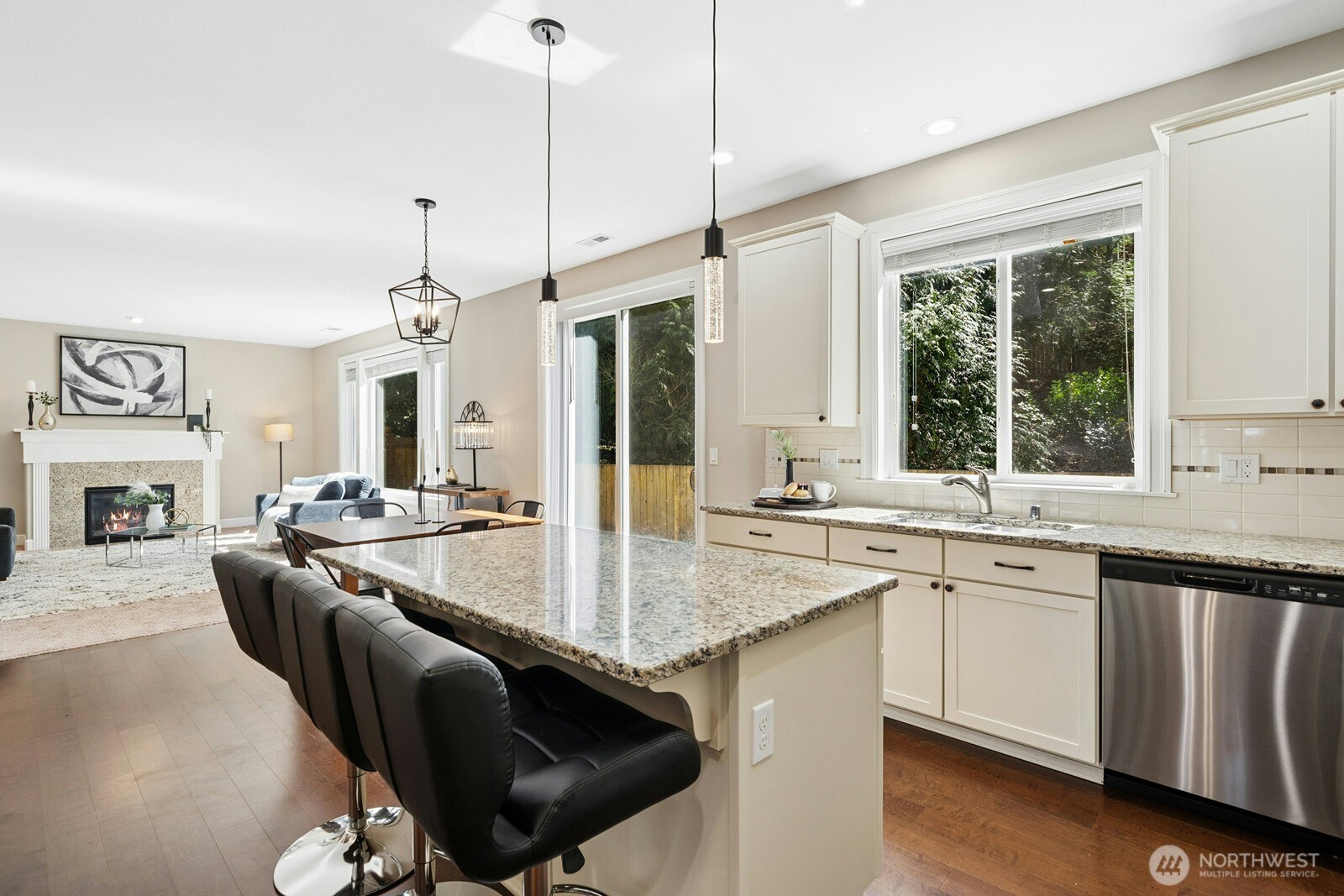 24322 229th Court SE, Maple Valley, WA 98038-6931