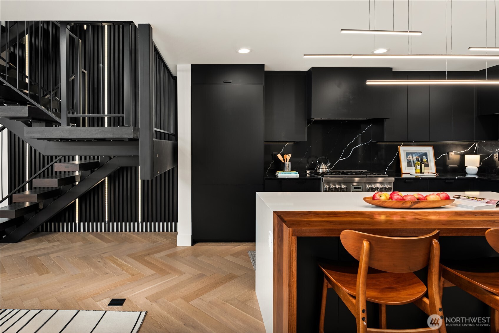 755 Hayes Street , Seattle, WA 98109