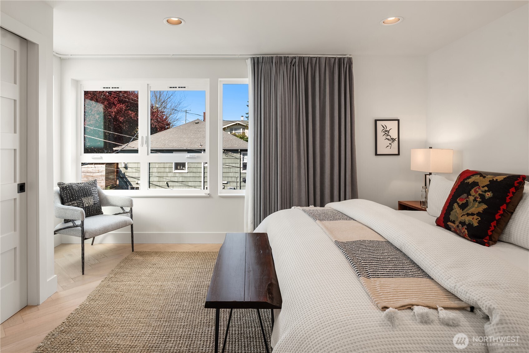 755 Hayes Street , Seattle, WA 98109