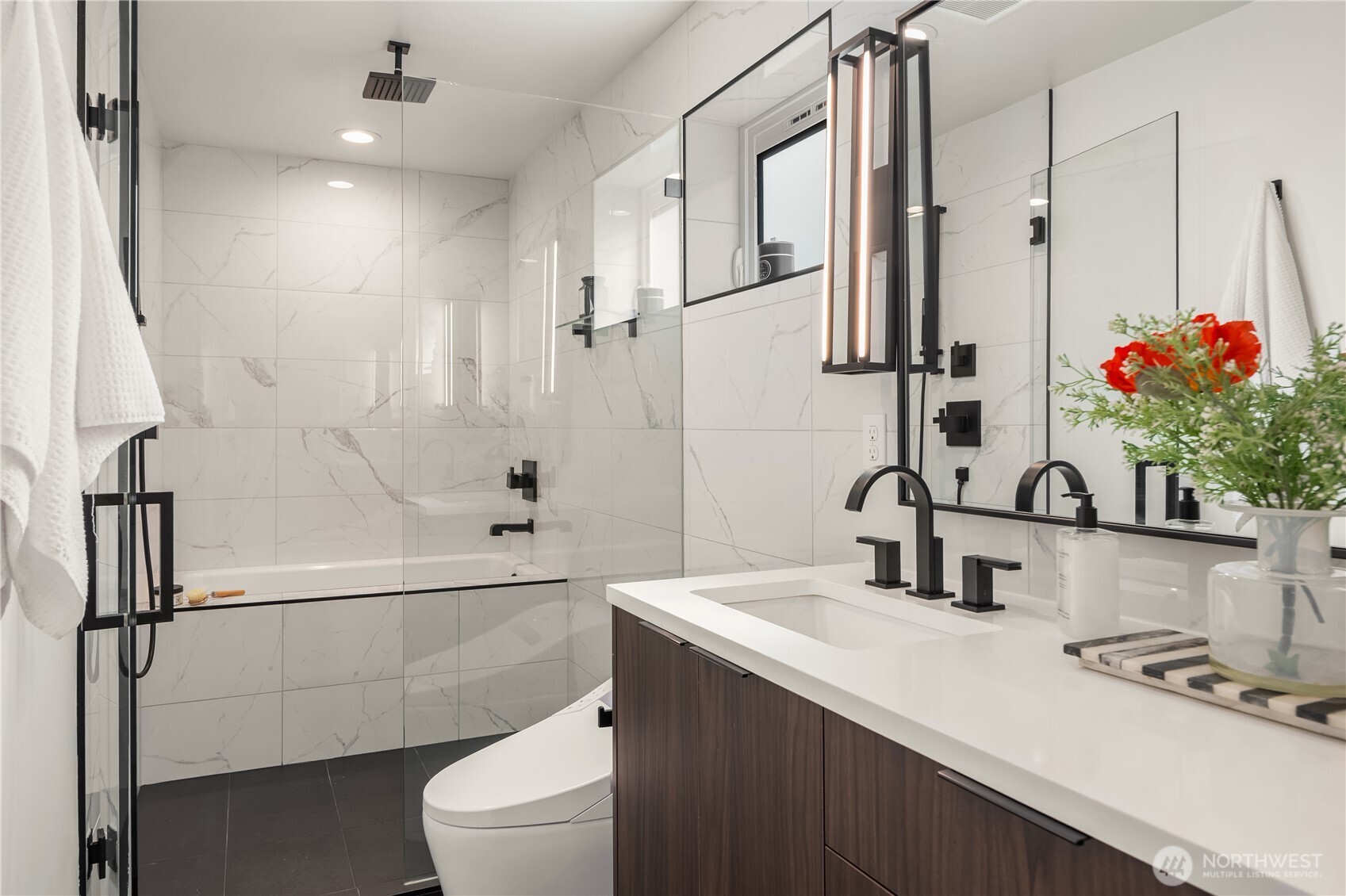 755 Hayes Street , Seattle, WA 98109