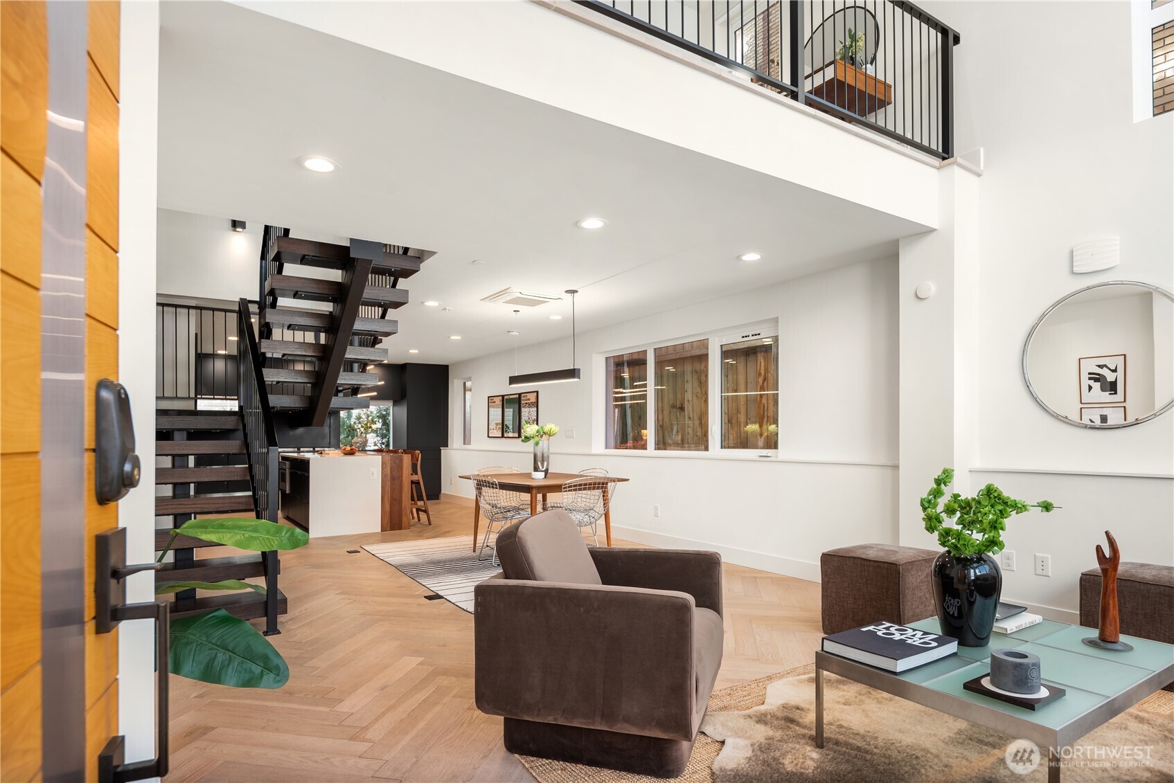 755 Hayes Street , Seattle, WA 98109