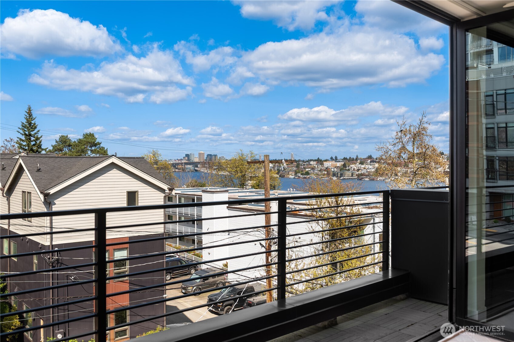 755 Hayes Street , Seattle, WA 98109