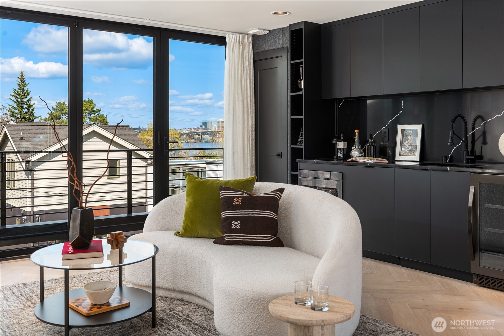 755 Hayes Street , Seattle, WA 98109