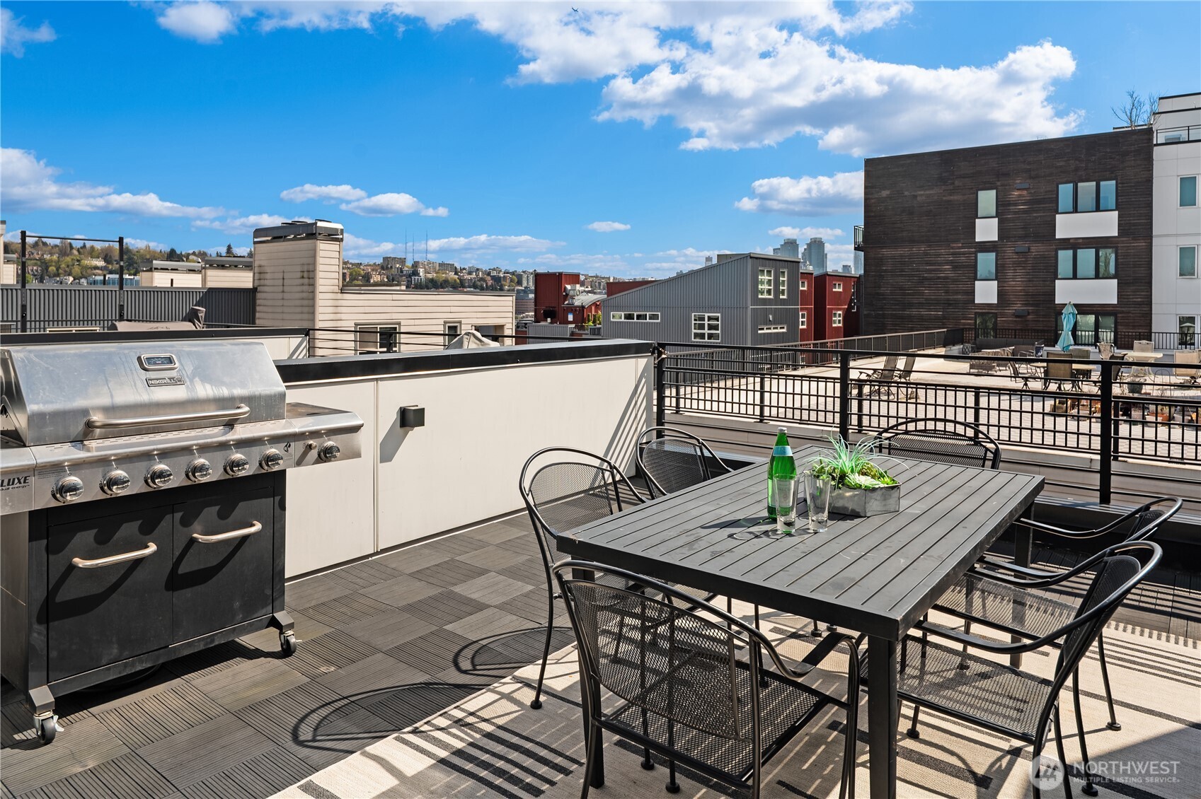 755 Hayes Street , Seattle, WA 98109