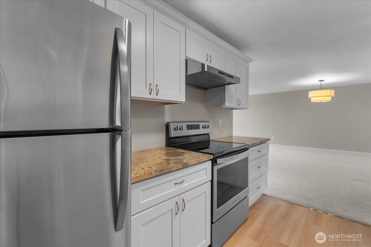 9815 Holly Drive #A305, Everett, WA 98204